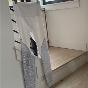 Beyond Yoga leggings